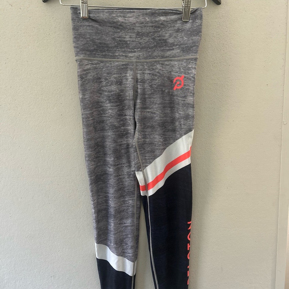 Peloton Women's Gray and Black Leggings with Pink Accents